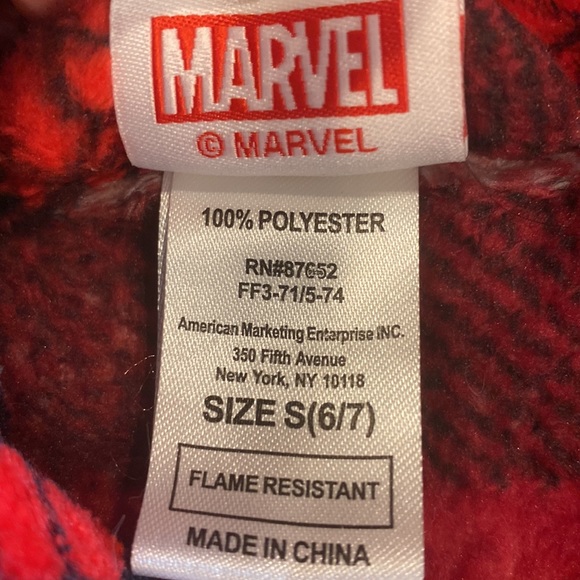 Marvel Spider Man Robe - Picture 2 of 6